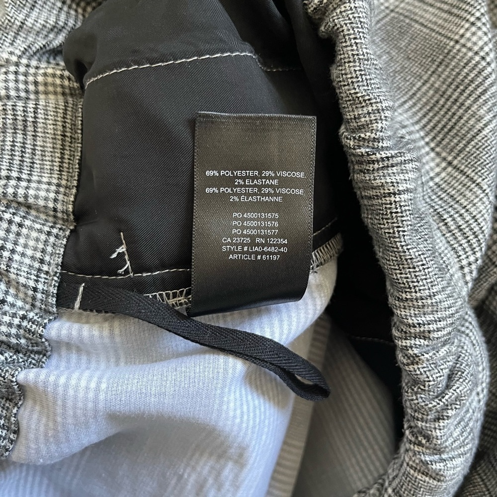 Aritzia Babaton Jimmy Plaid Pant in Herringbone - Picture 9 of 16